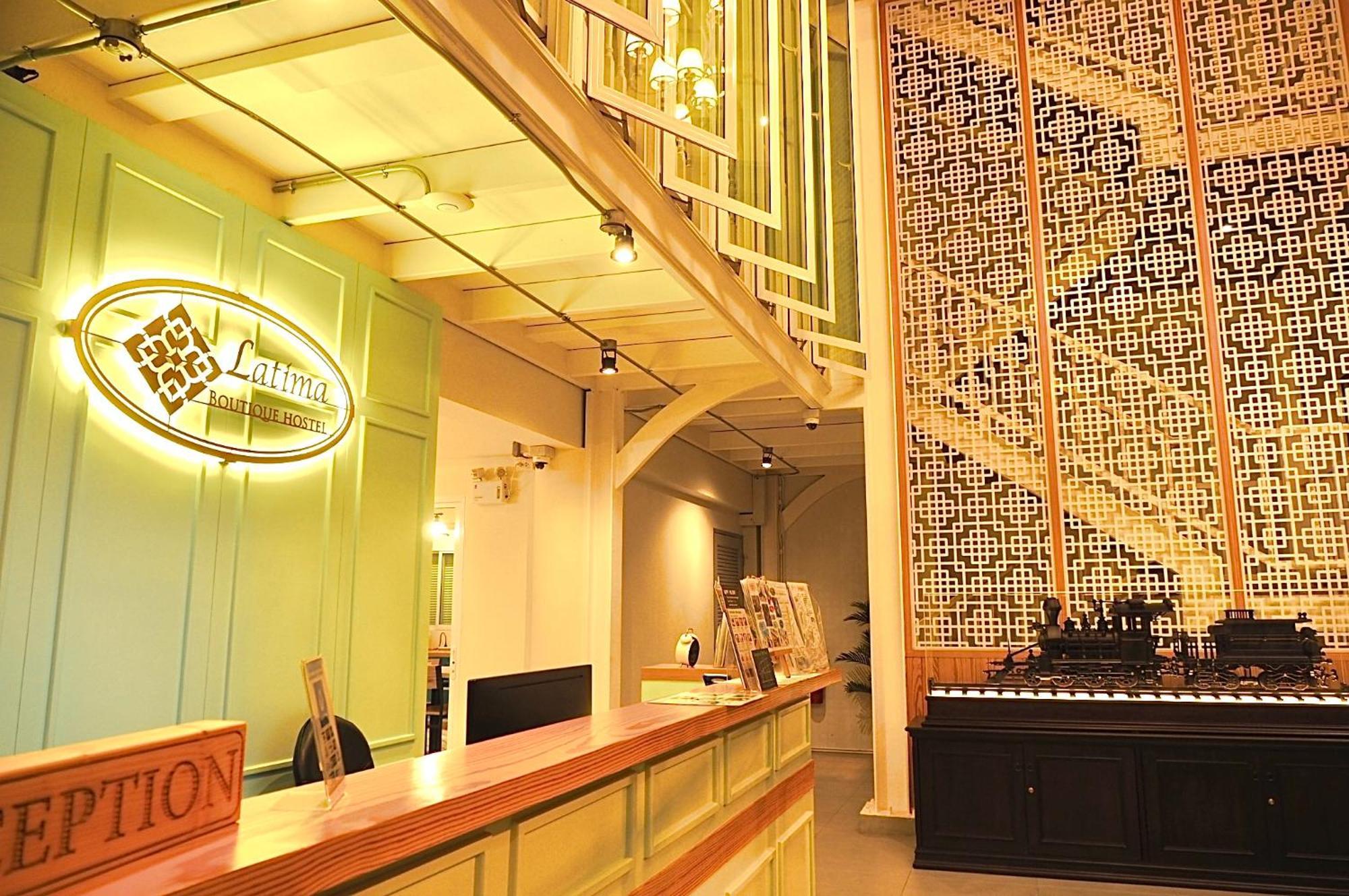 Latima Boutique Hostel Kanchanaburi City Exteriör bild