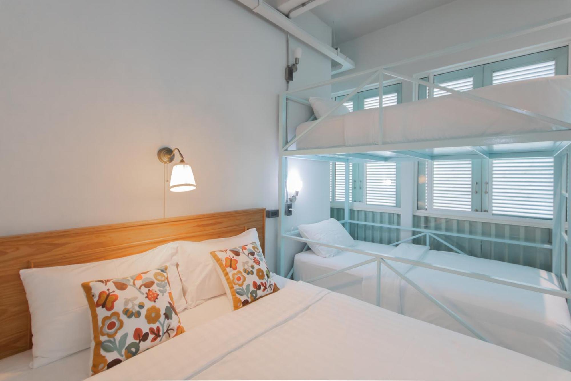 Latima Boutique Hostel Kanchanaburi City Exteriör bild