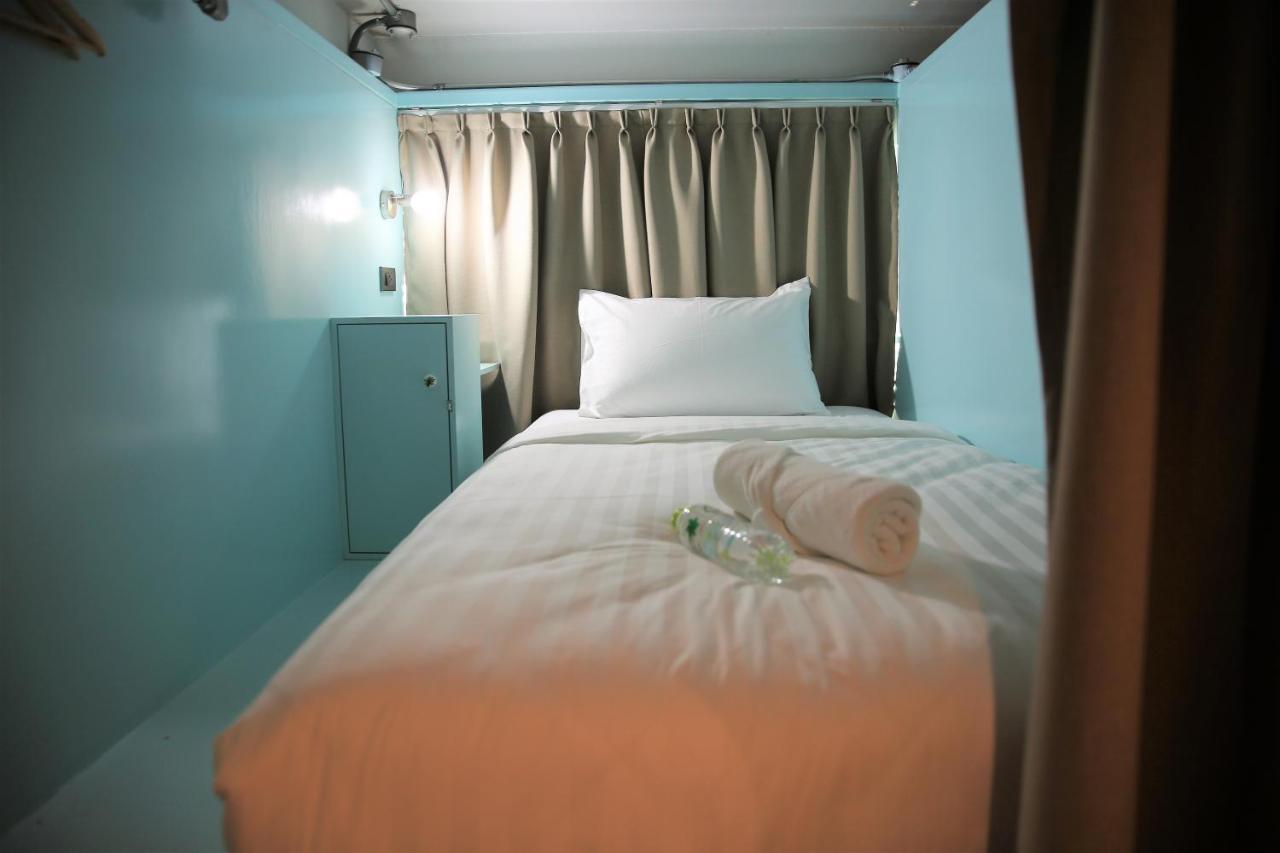 Latima Boutique Hostel Kanchanaburi City Exteriör bild