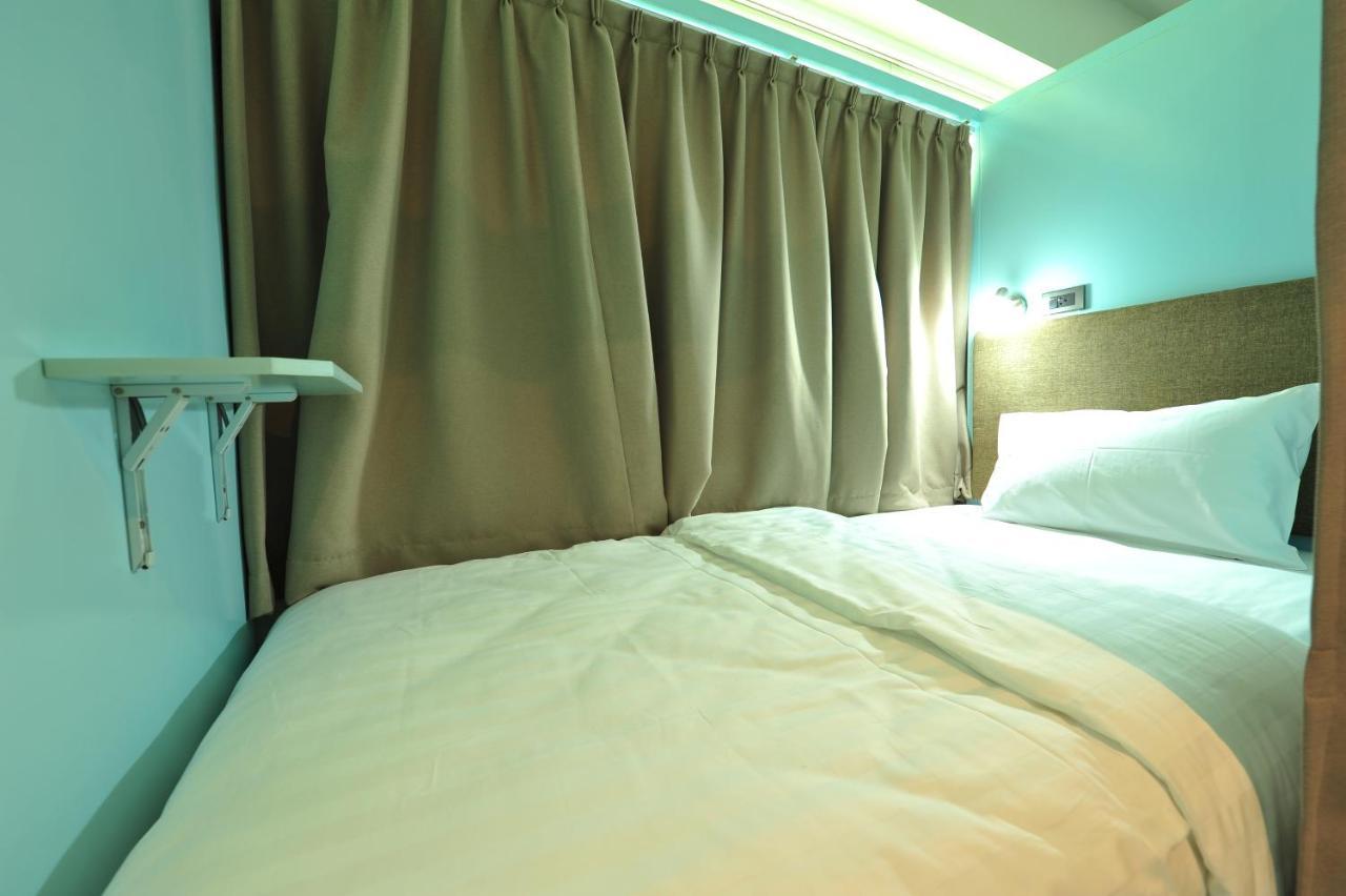 Latima Boutique Hostel Kanchanaburi City Exteriör bild